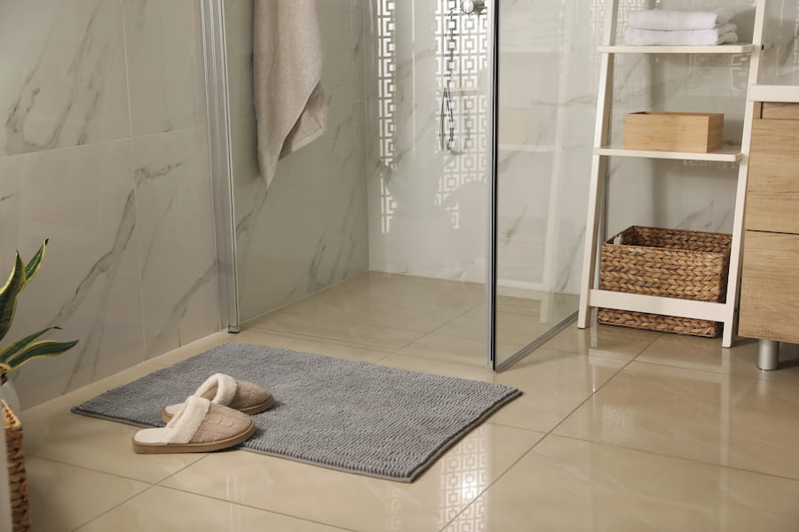 Barrier-free shower featuring a seamless floor transition