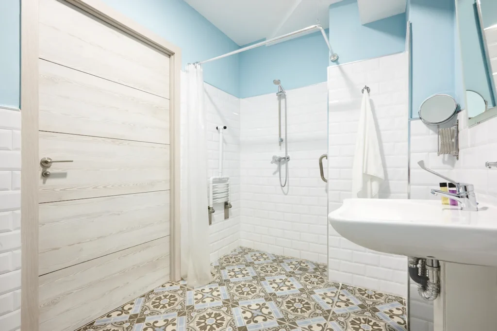 Best Showers for Seniors: Safe and Accessible Options