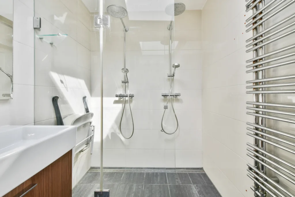 Best Showers for Seniors: Safe and Accessible Options